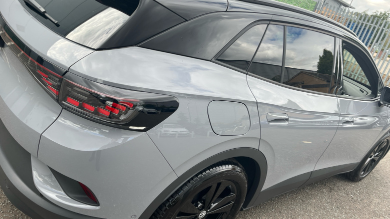 Volkswagen ID.4 210kW Black Edition Pro 77kWh 5dr Auto Electric Estate